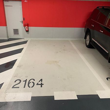 Lia Apartman - Private Parking Pressburg Exterior foto